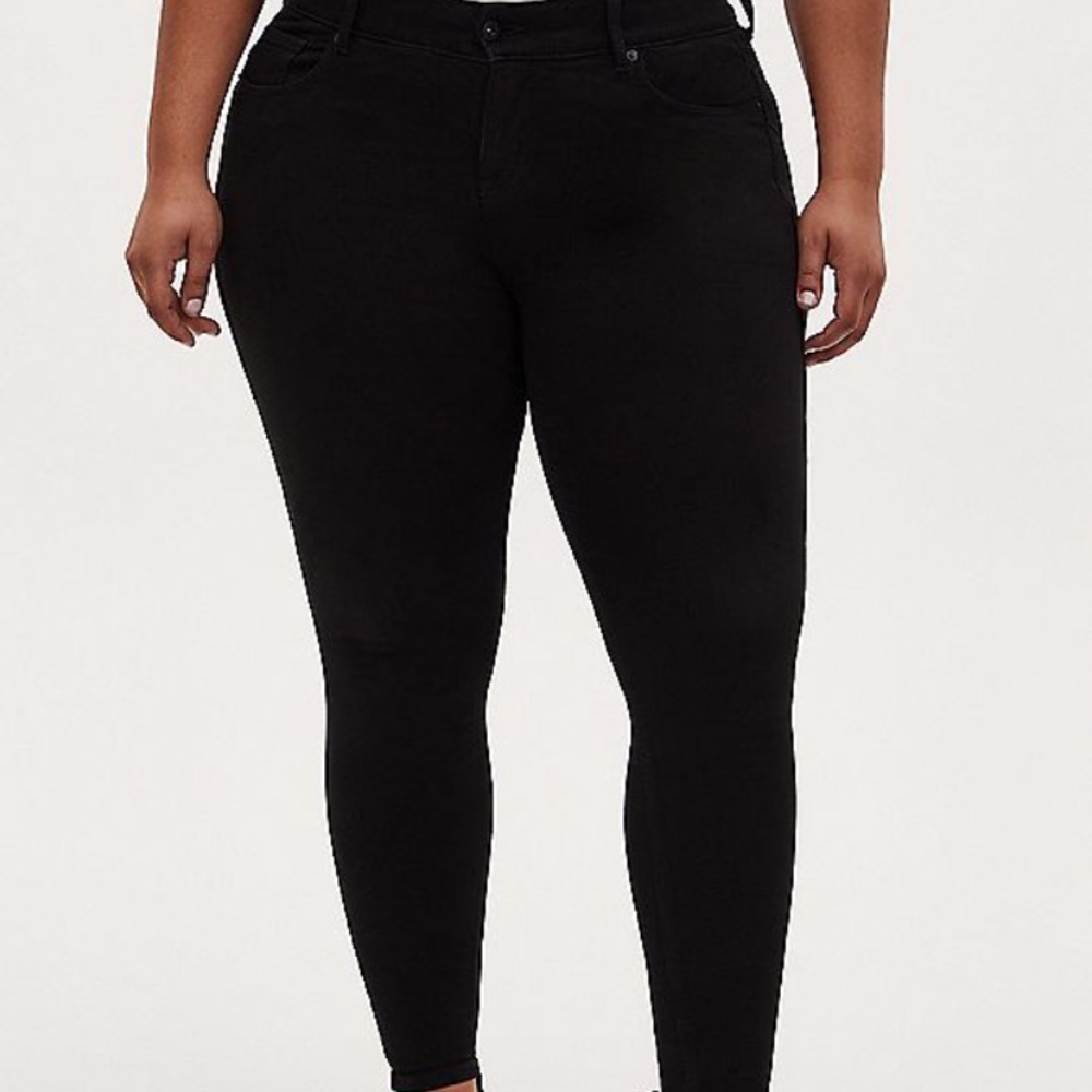 Bombshell skinny jean